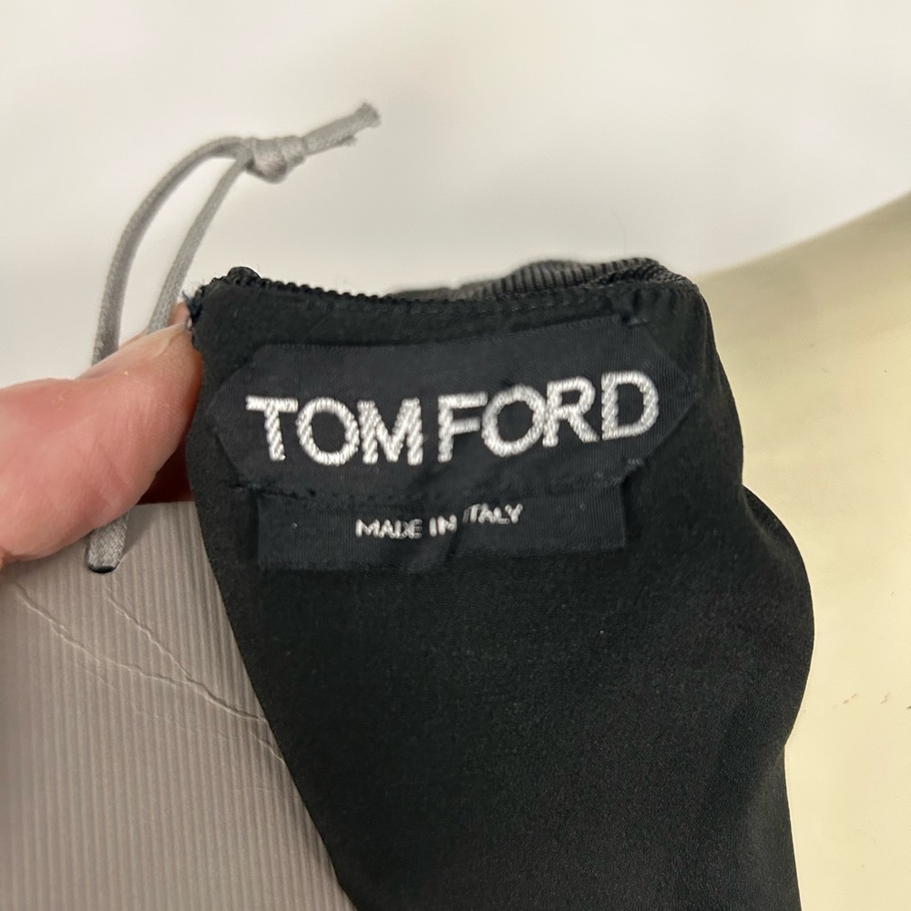 Tom Ford One Shoulder Black gown - Picture 6 of 10
